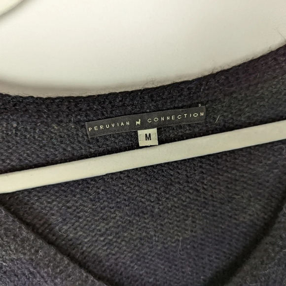 PERUVIAN CONNECTION sz.S 100% Alpaca Floral Chunky Knit Scalloped V Neck Sweater - Picture 9 of 10